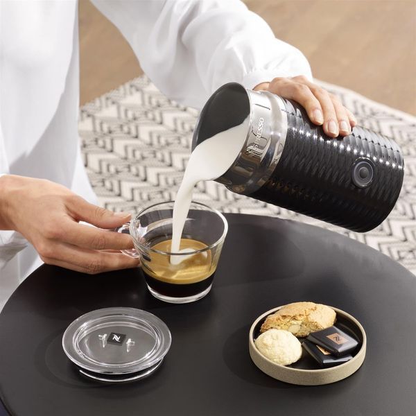 Автоматичний спінювач молока Nespresso Aeroccino 3 MT3987 фото